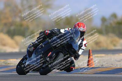 media/Feb-04-2023-SoCal Trackdays (Sat) [[8a776bf2c3]]/Turn 2 (1140am)/